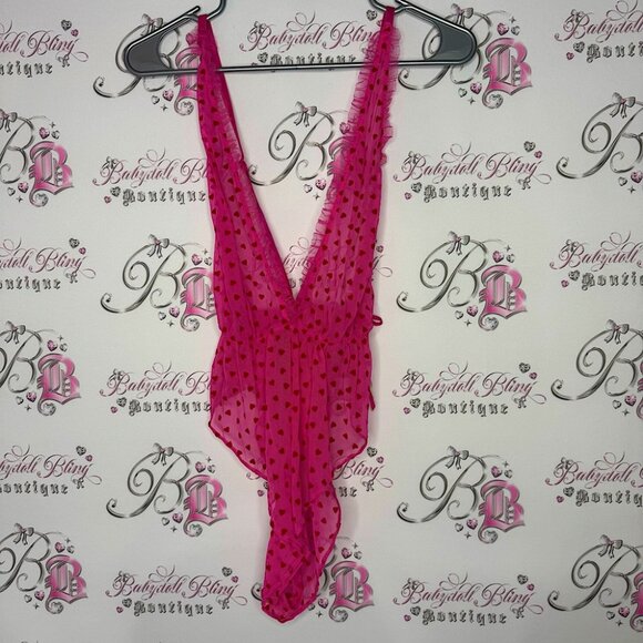 Victoria secret romper pink red hearts all over ribbon bow 🎀 sides sexy stretch